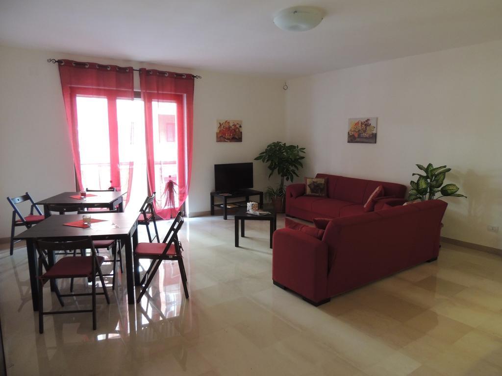 Domus Taranto Unica Sede Hotell Exteriör bild
