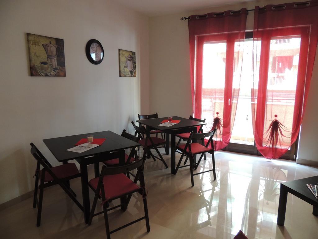 Domus Taranto Unica Sede Hotell Exteriör bild